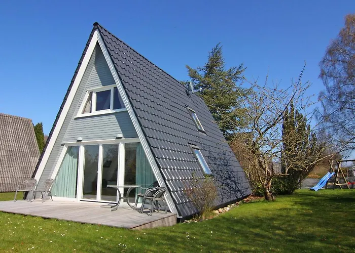 Knickkieker Nahe Der Ostsee In *